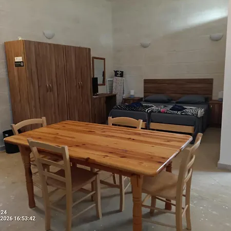 63, Casa Falzon Gasthuis 3*
